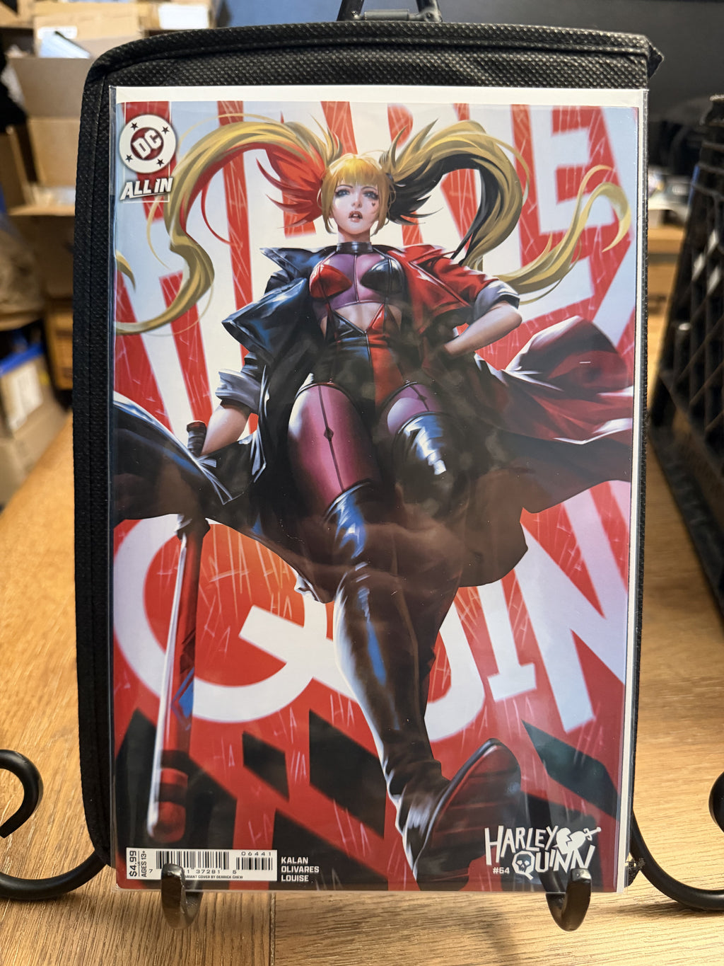 Harley Quinn #64 Cover D (Derrick Chew Variant)